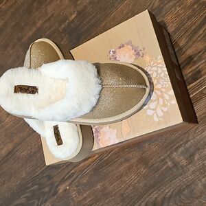 Gold Glitter Fuzzy Clogs